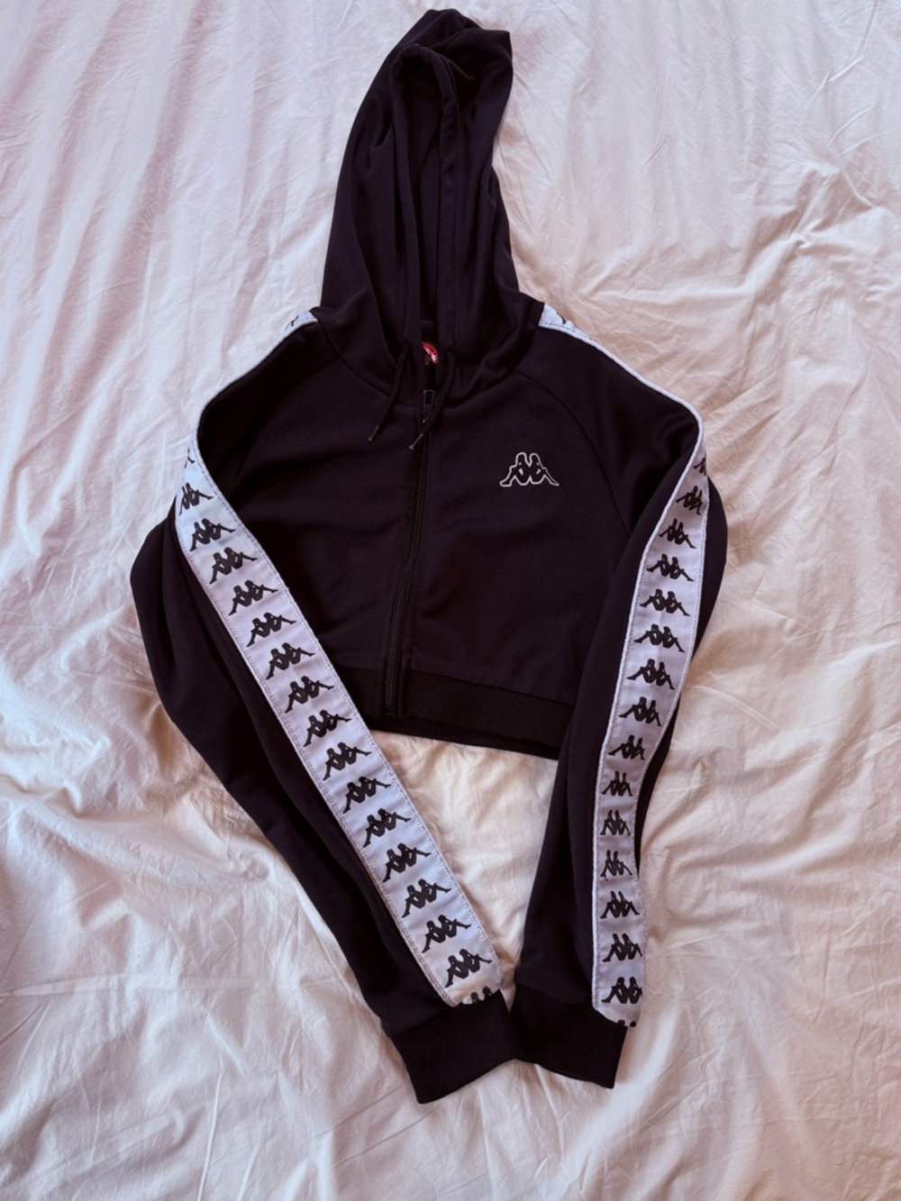 Kappa Black Cropped Hoodie Sz M